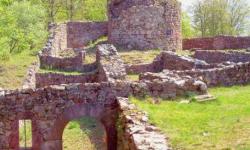 vieux chateau de Rougemont ruines vieux chateau