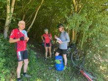 Petite pause réparatrice à l'ombre