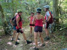 Bretten chemin de Compostelle: petite pause à l'ombre