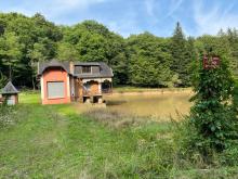 Bois d'Offemont maison sur l'eau...