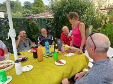 Chez Mireille: une table bien garnie